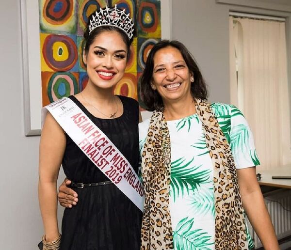 印度移民成为新一届“英格兰小姐”  - 俄罗斯卫星通讯社