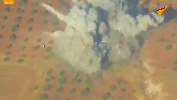 俄国防部发布空袭叙境内武装分子视频 - 俄罗斯卫星通讯社