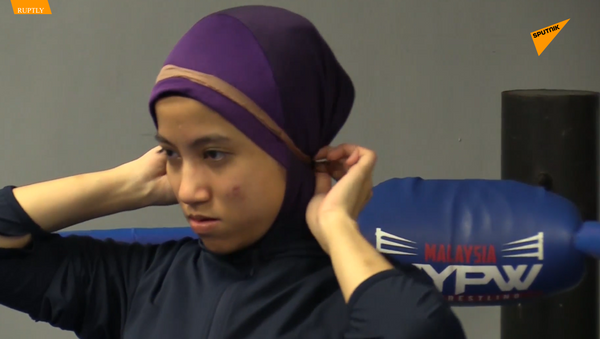 世界上第一位穆斯林女摔跤手 - 俄羅斯衛星通訊社
