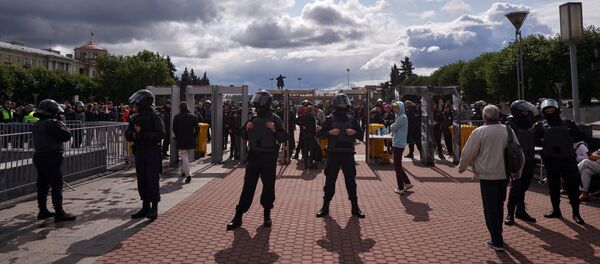 圣彼得堡举行千人的集会 - 俄罗斯卫星通讯社