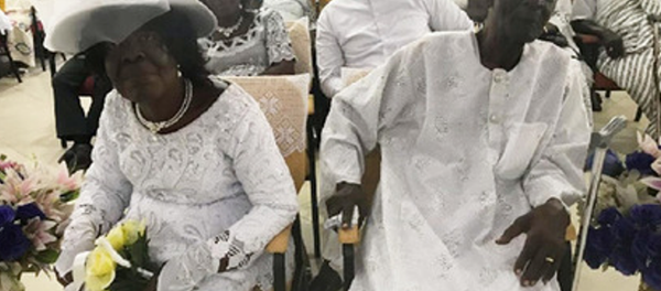 96岁爷爷娶同居50年老伴 96岁爷爷娶同居50年老伴 - 俄罗斯卫星通讯社