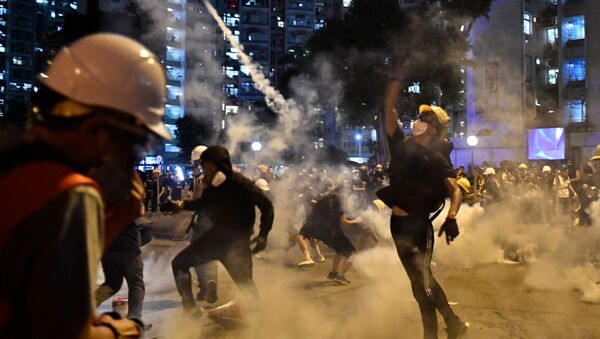 美国因香港骚乱将赴港旅行警告提升至第二级 - 俄罗斯卫星通讯社