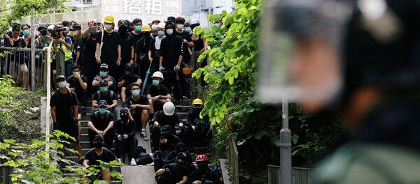 Протесты на севере Гонконга. - 俄罗斯卫星通讯社