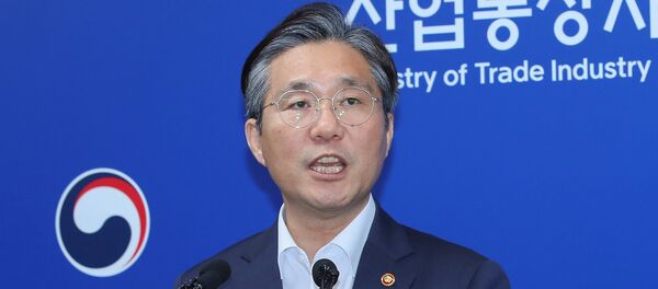 中国能否帮助韩日消除外交丑闻造成的贸易后果 中国能否帮助韩日消除外交丑闻造成的贸易后果 - 俄罗斯卫星通讯社