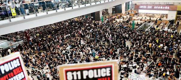 中国国务院港澳办：香港激进分子的暴行是对法治的极端蔑视 必须依法严惩 - 俄罗斯卫星通讯社