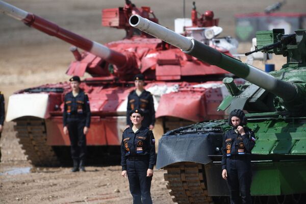 国际军事比赛上的女兵风采 - 俄罗斯卫星通讯社