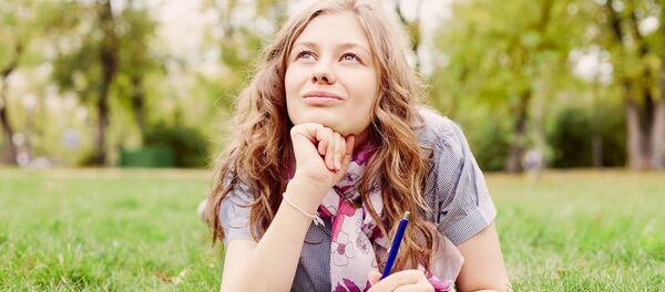 民调：三分之一俄公民承诺在新一年里实现自己的愿望 - 俄罗斯卫星通讯社