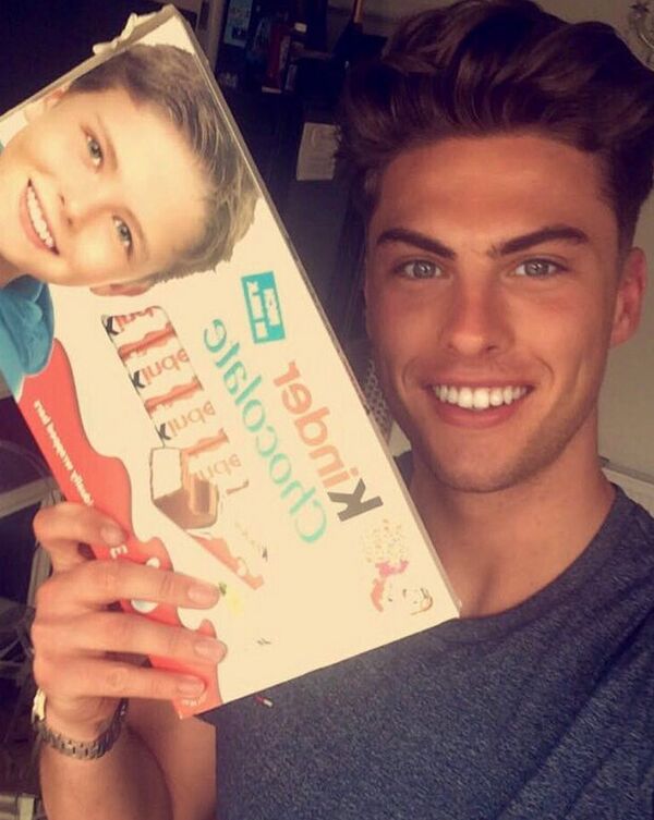 来自英国的乔希·贝特森 来自英国的乔希·贝特森 - 俄罗斯卫星通讯社