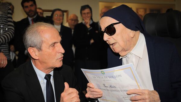 法国115岁修女成为欧洲最年长女性 - 俄罗斯卫星通讯社