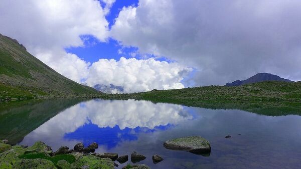 高加索自然保护区发现一个不知名的湖泊 - 俄罗斯卫星通讯社