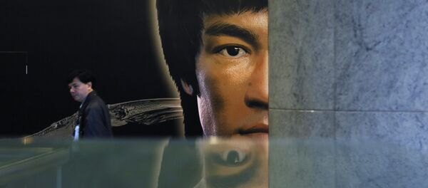 NBA传奇球员：塔伦蒂诺新电影塑造的李小龙有种族主义者色彩 - 俄罗斯卫星通讯社