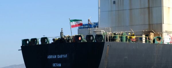 18 августа 2019 года иранский флаг развевается на борту нефтяного танкера Адриан-Дарья, ранее известного как грация 1, у берегов Гибралтара. - 俄罗斯卫星通讯社