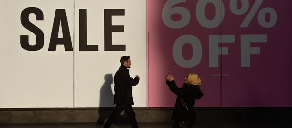 英國有錢人大流行期間開始購買更多的維生素並減少採購奢侈品 - 俄羅斯衛星通訊社