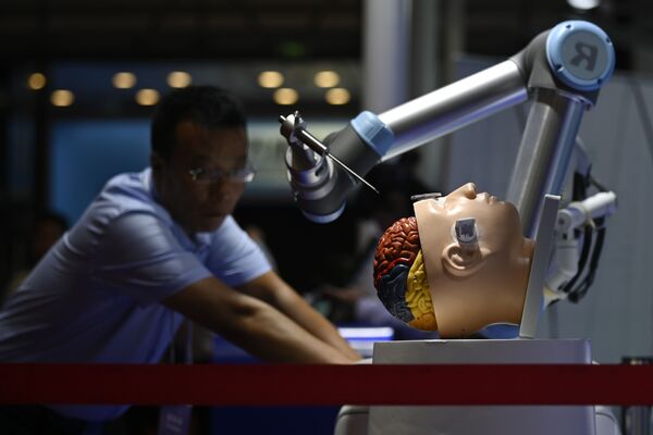 2019世界机器人大会上的机器人外科医生。 - 俄罗斯卫星通讯社