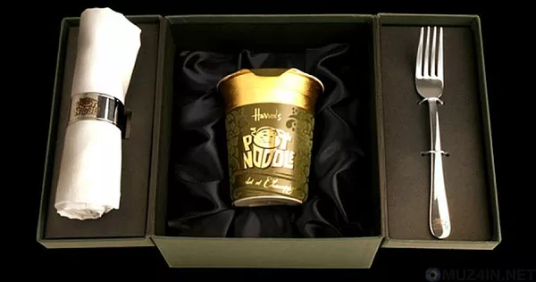 Harrods Pot Noodle這種高級方便面，其包裝的價格為50美元