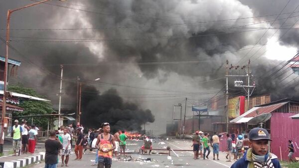 Уличные беспорядки в Маноквари, Индонезия - 俄羅斯衛星通訊社