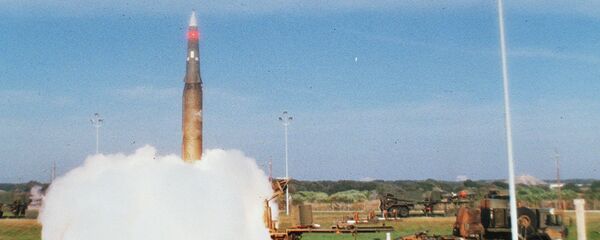 Запуск американской баллистической ракеты средней дальности Першинг-2 - 俄罗斯卫星通讯社