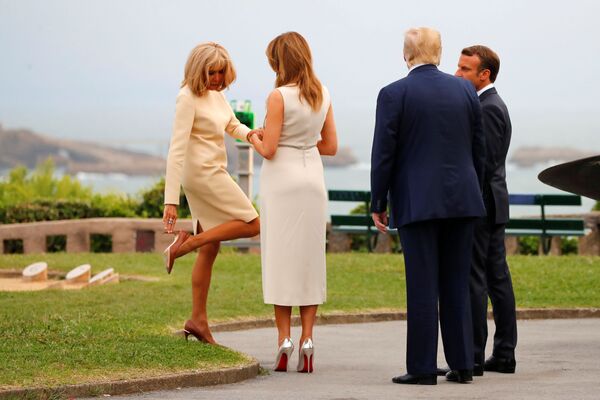 法國總統馬克龍夫婦會見美國總統特朗普夫婦 - 俄羅斯衛星通訊社