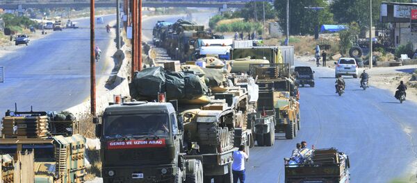 Колонна машин вооруженных сил Турции в провинции Идлиб, Сирия Колонна машин вооруженных сил Турции в провинции Идлиб, Сирия - 俄羅斯衛星通訊社