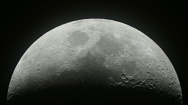 Растущая луна - 俄罗斯卫星通讯社
