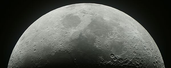 Растущая луна - 俄罗斯卫星通讯社