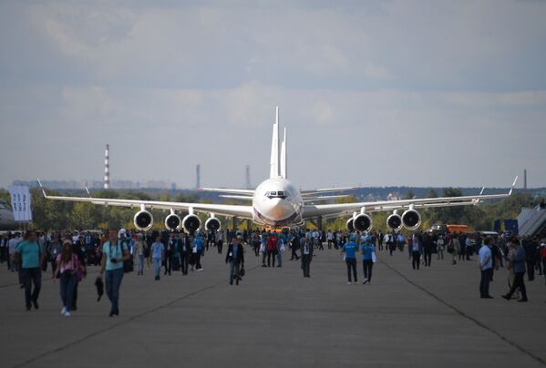 苏联和俄罗斯的伊尔-96中远程宽体客机在莫斯科郊外的茹科夫斯基举行的“MAKS-2019”国际航展上。 - 俄罗斯卫星通讯社