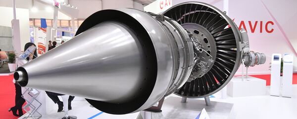 Макет китайского авиационного двигателя AEF3500 для российско-китайского широкофюзеляжного самолёта CR929 Макет китайского авиационного двигателя AEF3500 для российско-китайского широкофюзеляжного самолёта CR929 - 俄羅斯衛星通訊社