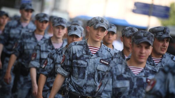 普京向俄罗斯国民警卫队员致以节日祝贺 - 俄罗斯卫星通讯社