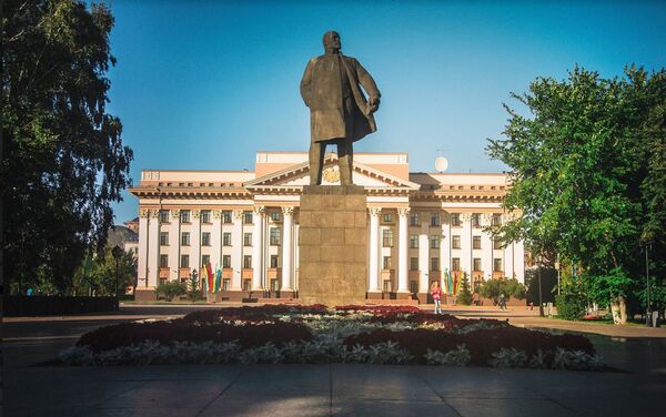 秋明市中心广场列宁雕像 - 俄罗斯卫星通讯社