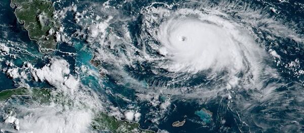 美国气象工作者：飓风多里安达到最高级五级 - 俄罗斯卫星通讯社