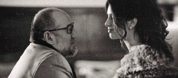 2015“莫斯科小姐” 出售马来西亚前国王的婚戒 - 俄罗斯卫星通讯社