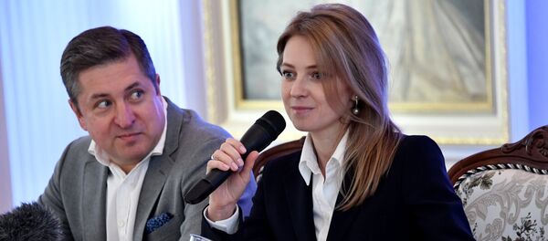 俄克里米亚前美女检察长表示自己婚姻破裂 - 俄罗斯卫星通讯社