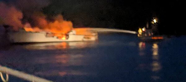 洛杉磯海岸警衛隊：加州海岸附近失火輪船的船員已經得救 - 俄羅斯衛星通訊社