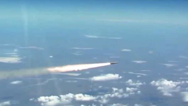 俄远程航空兵司令：配备“匕首”导弹的远程航空兵团所有机组已学会使用高超音速导弹 - 俄罗斯卫星通讯社
