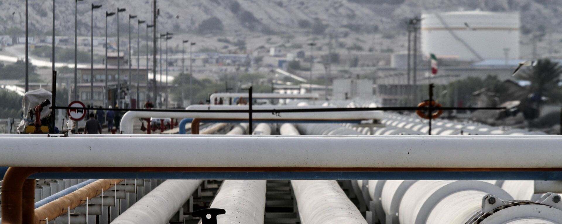 伊朗哈尔克岛 - 俄罗斯卫星通讯社, 1920, 21.03.2026