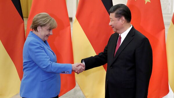 Канцлер Германии Ангела Меркель и председатель КНР Си Цзиьпин - 俄罗斯卫星通讯社