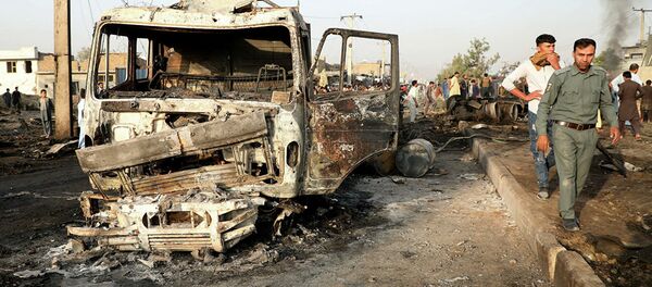 Полицейские осматривают место взрыва в Кабуле, Афганистан. 3 сентября 2019  - 俄罗斯卫星通讯社