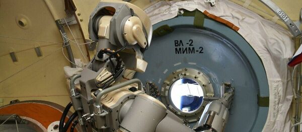 俄机器人“费奥多尔”搭乘的“联盟”飞船与国际空间站分离 - 俄罗斯卫星通讯社