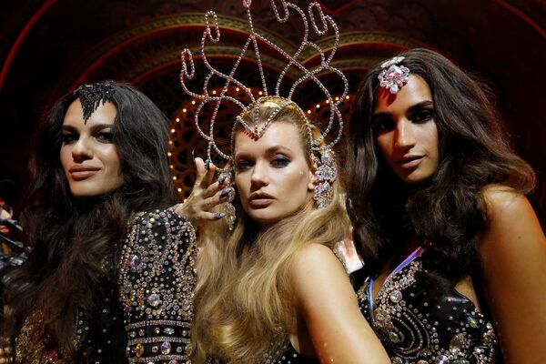 紐約時裝周The Blonds x Moulin Rouge! The Musical秀場上的模特 - 俄羅斯衛星通訊社