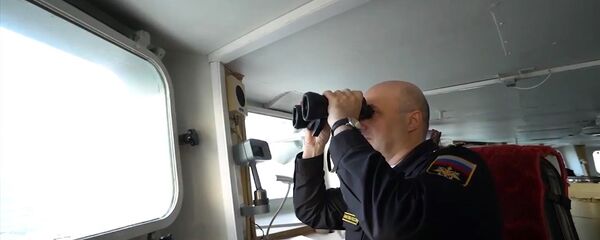 俄國防部：黑海艦隊開始跟蹤進入黑海水域的美國海軍尤馬號運輸船 - 俄羅斯衛星通訊社