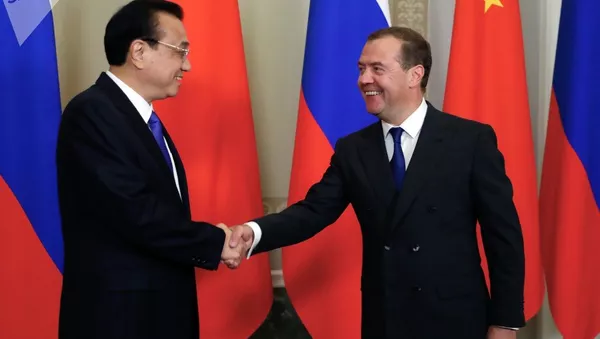 Рабочая поездка премьер-министра РФ Д. Медведева в Санкт-Петербург