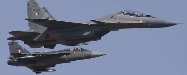 Истребители ВВС Индии Сухой Су-30МКИ на открытии выставки Aero India 2019 в Бангалоре, Индия - 俄罗斯卫星通讯社
