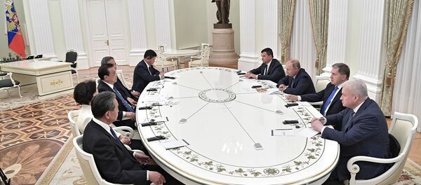 普京期待在金砖国家和亚太经济合作组织峰会期间与习近平举行会晤 - 俄罗斯卫星通讯社