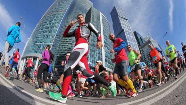 2.6万名参赛者在莫斯科马拉松比赛中跑到终点 - 俄罗斯卫星通讯社