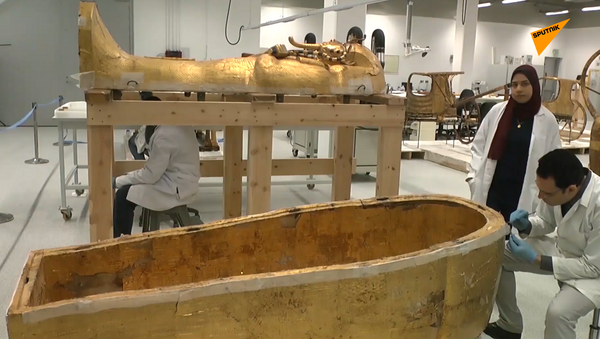 古埃及法老圖坦卡蒙金棺修復工作正在進行 - 俄羅斯衛星通訊社