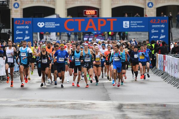 当天气不是问题时，莫斯科第七届马拉松赛是如何举行的 - 俄罗斯卫星通讯社