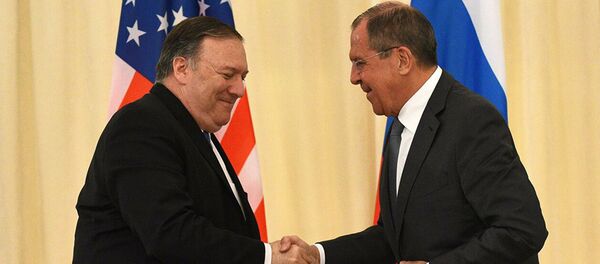Министр иностранных дел РФ Сергей Лавров и госсекретарь США Майк Помпео .  - 俄罗斯卫星通讯社