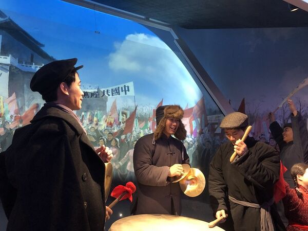 俄駐華使館成為首個參觀香山革命紀念地的外國使節 - 俄羅斯衛星通訊社