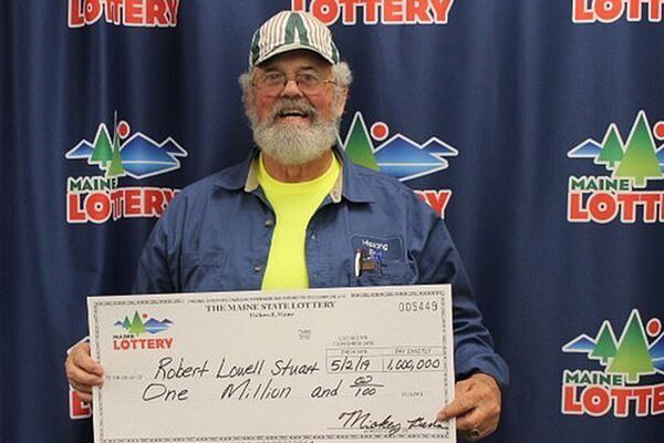 65岁的拖拉机手鲍比·斯图尔特(Bobby Stuart) 65岁的拖拉机手鲍比·斯图尔特(Bobby Stuart) - 俄罗斯卫星通讯社