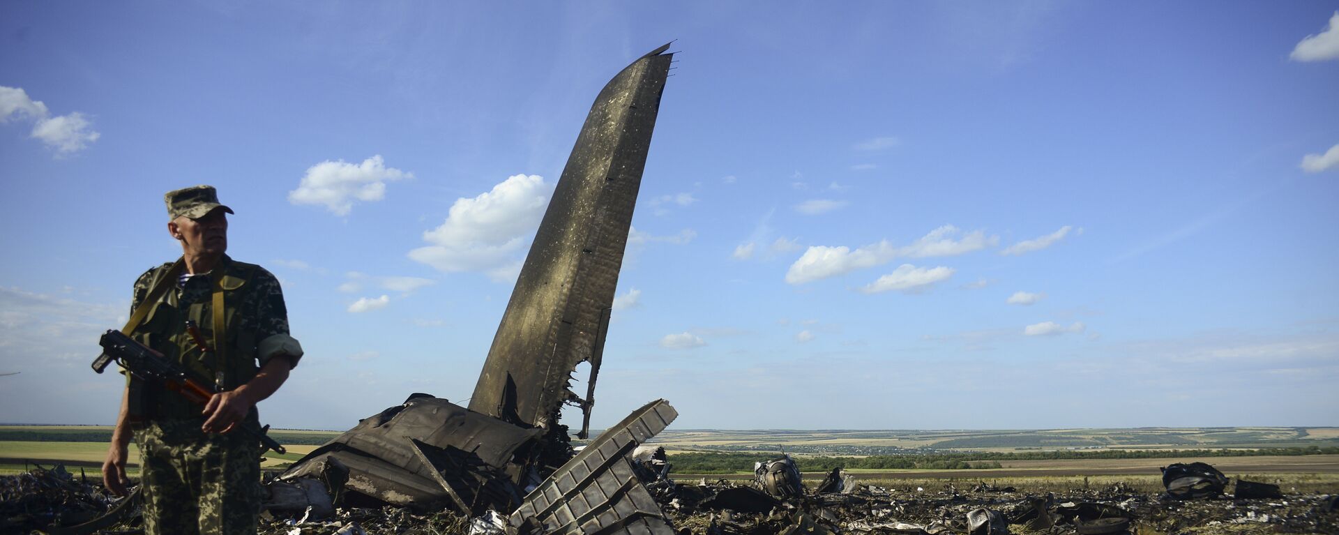 乌克兰空军军用运输机伊尔-76坠毁现场 - 俄罗斯卫星通讯社, 1920, 13.05.2022